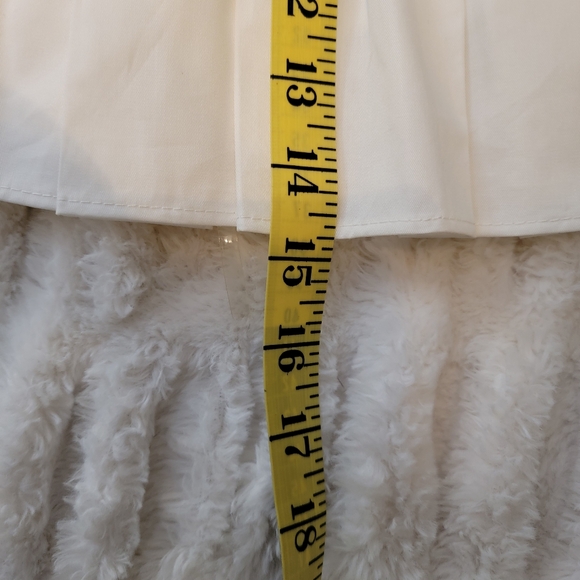 Vestique "In A Pinch" White Strapless Top - Picture 7 of 7